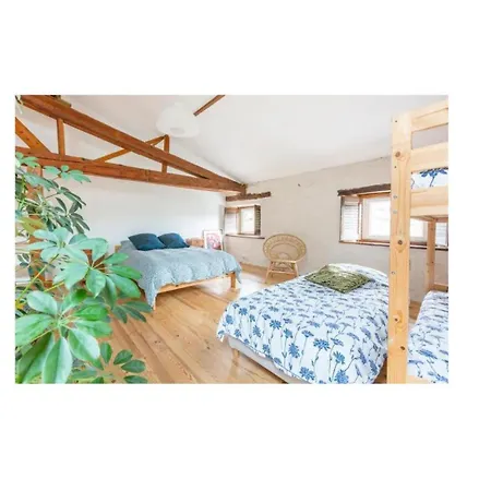 Triple Deluxe - De La Louve Gasthof Fougax-et-Barrineuf