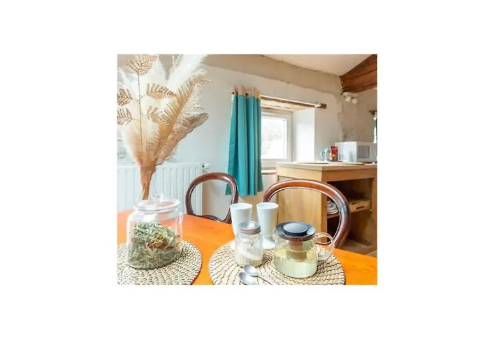 Gasthof Triple Deluxe - De La Louve Fougax-et-Barrineuf